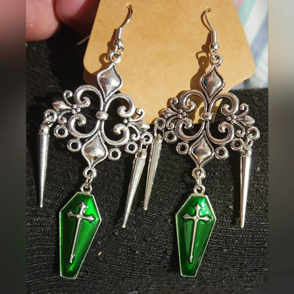 Green Coffin Dangle Earrings w/ Silvertone Spikes Gothic Handmade Punk Emo Goth - Picture 6 of 10